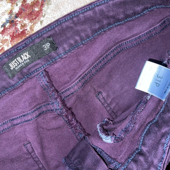 EUC JUST BLACK WOMENS PURPLE ACID WASH LIKE JEANS SIZE 31P - Picture 4 of 7